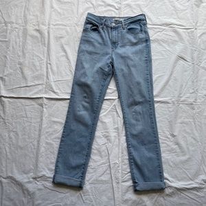 Levi's 724 High Rise Straight - Light Wash - EXCELLENT CONDITION